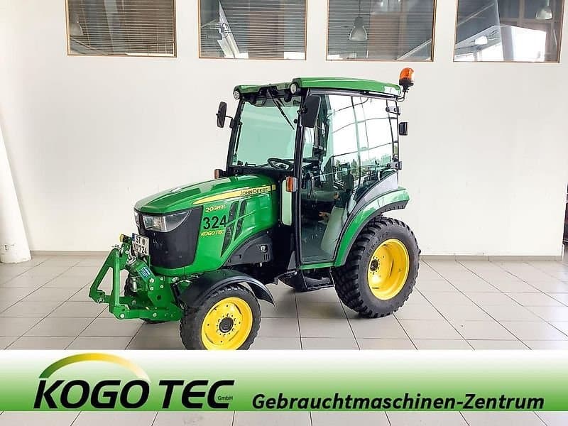 John Deere 2038R – 72 h