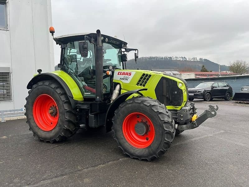 Claas Arion 650