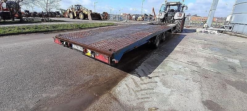 Gebr.Recker Niskopodwoziowa 9m +1m