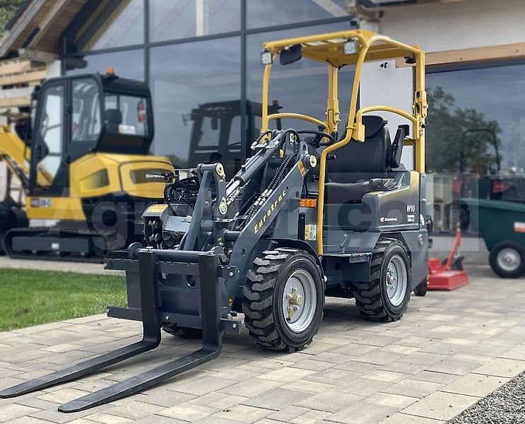 Eurotrac W10 / Minilader Hoflader (max 700 kg)