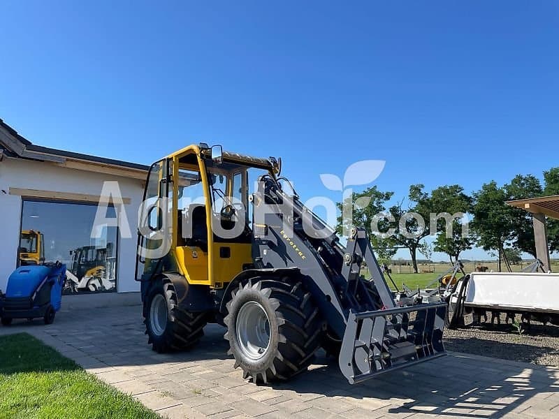 Eurotrac W12-CS / Minilader (max 1280 kg)