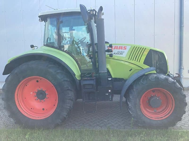 Claas Axion 840 Hexashift