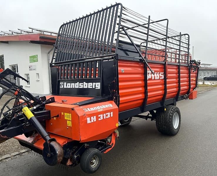 Landsberg LH 3131 - fast baugleich wie Pöttinger Ladeprofi 2 - mit neuen Breitreifen