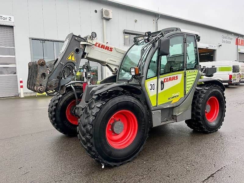 Claas SCORPION 7040 VARIPOWER, Klima, Druckluft, 30 km/h – 2011 · 9755 h