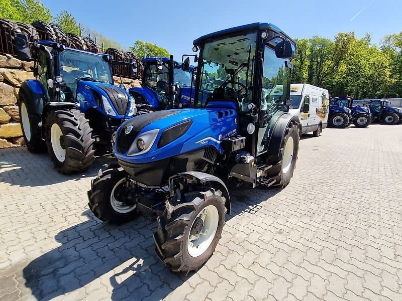 New Holland T4.90 F/N/V (Stage V) – 2025 · 6 h · Schmalspurtraktoren · 63 kW