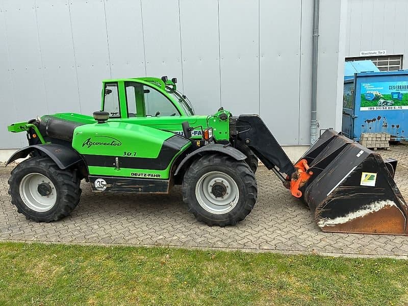 Deutz-Fahr Agrovector 30.7