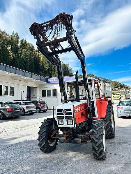 Steyr 8080 mit Frontlader