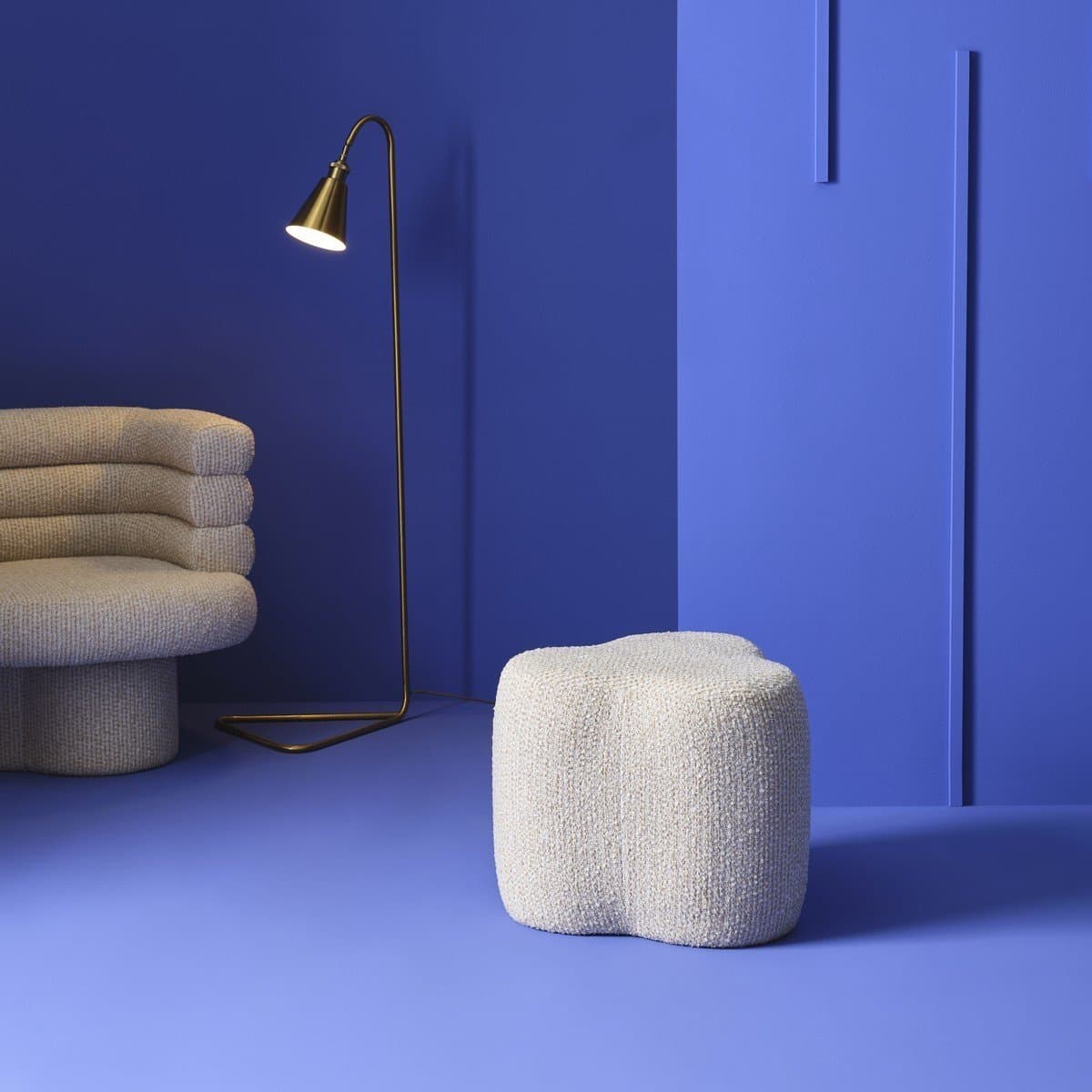 Pouf en tissu écru L53 cm TREFLE - Calicosy