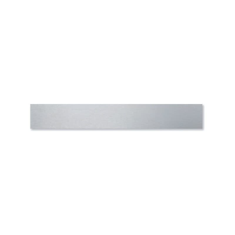 Plinthes de bas de porte plinthe bas de porte alu. argent 930 x 250 ép. 1 mm p. f. 1 pièce(s) - duval