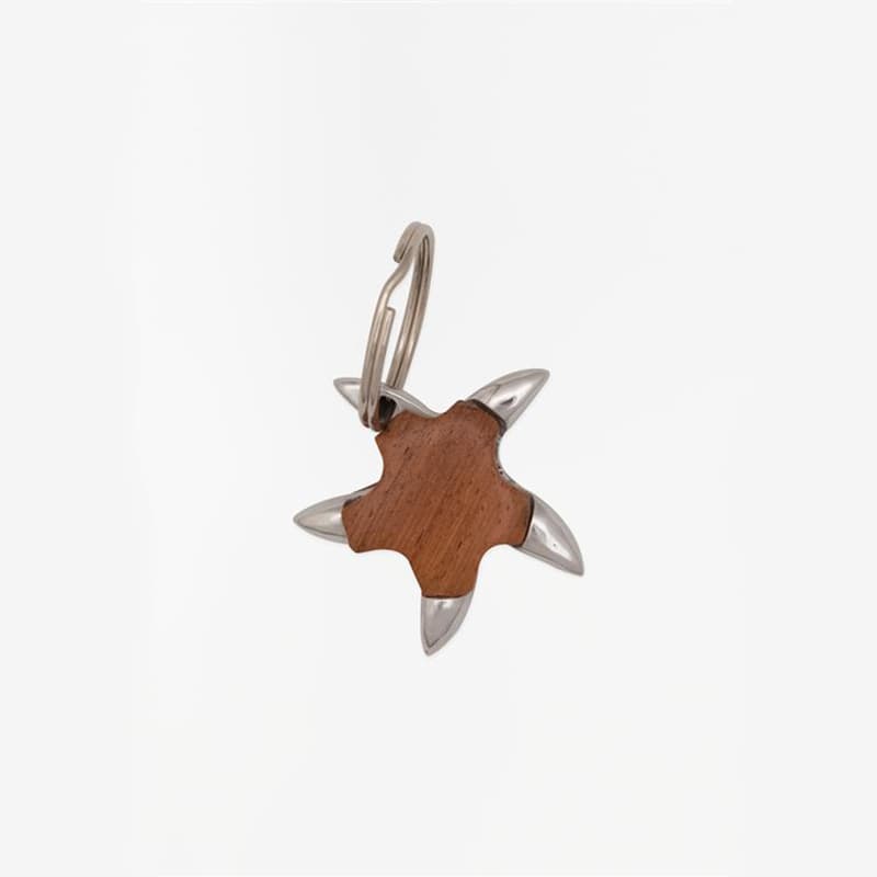 Porte-clés bois et aluminium "Etoile de mer"