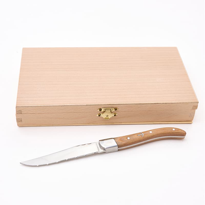 Boîte de 6 couteaux à viande "Ancre" BATELA DECO