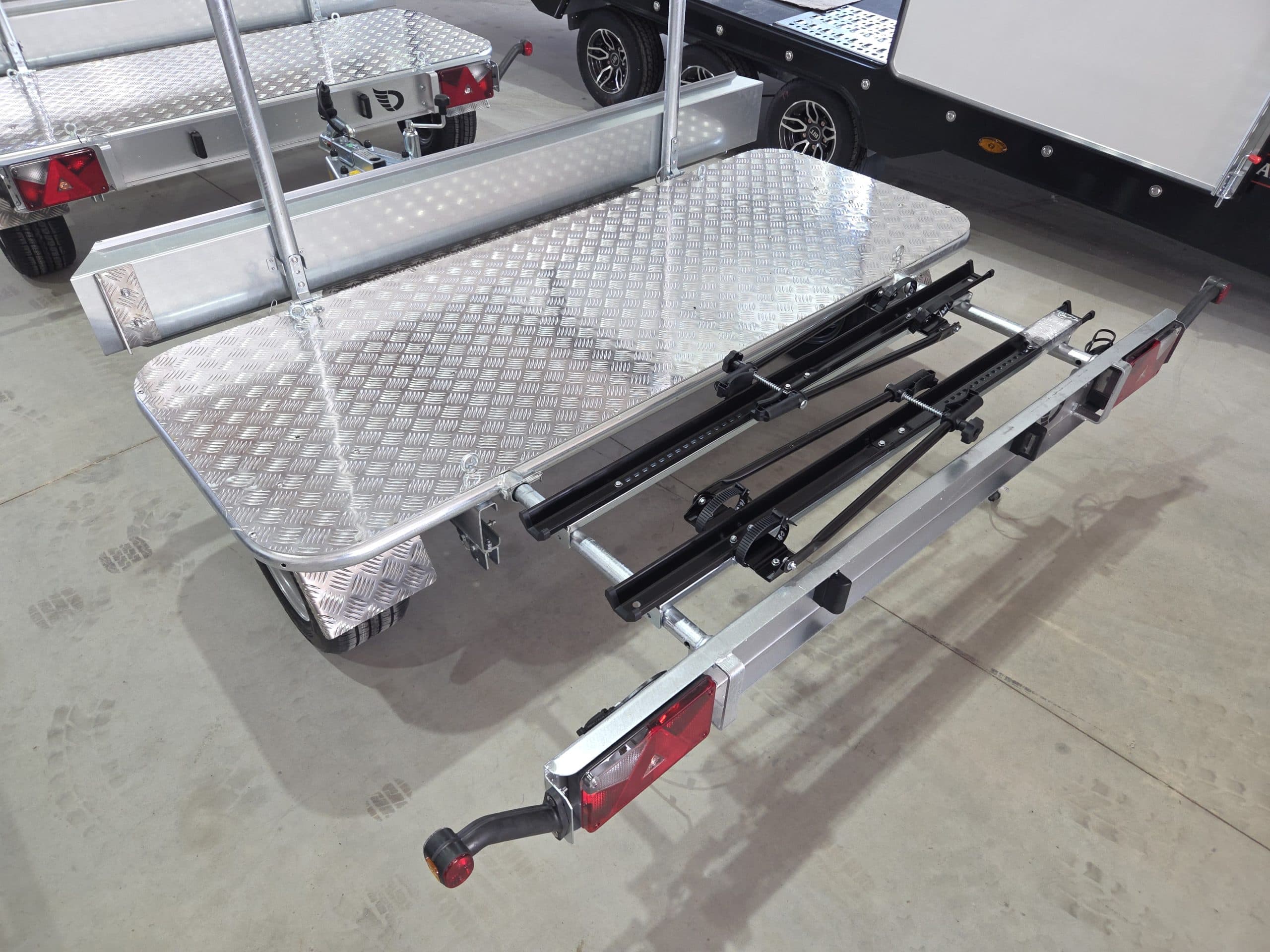 Motorradanhänger Fahrradträger Roadster Motocamp pro querlader 750kg 100km/H