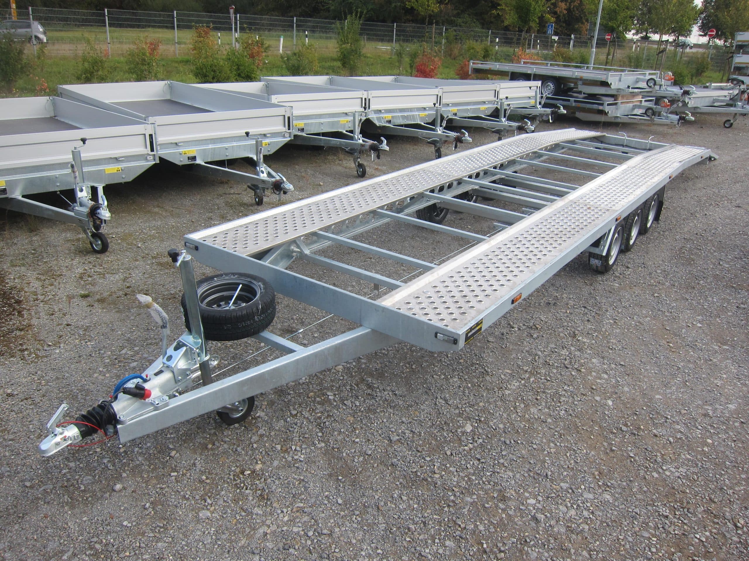 Cartrailer 3500 easyload knicklader 805x205cm Tridem 14" 3500kg für 2 PKW