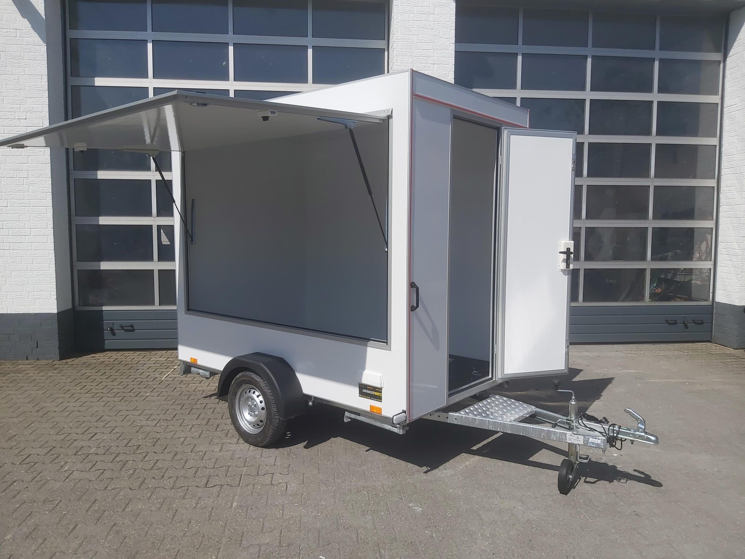 Verkaufsanhänger TFS Multi VK 250.01 250x150x200cm 1 Seitenklappe Tür 230V Strom 750kg 100kmH AKTION