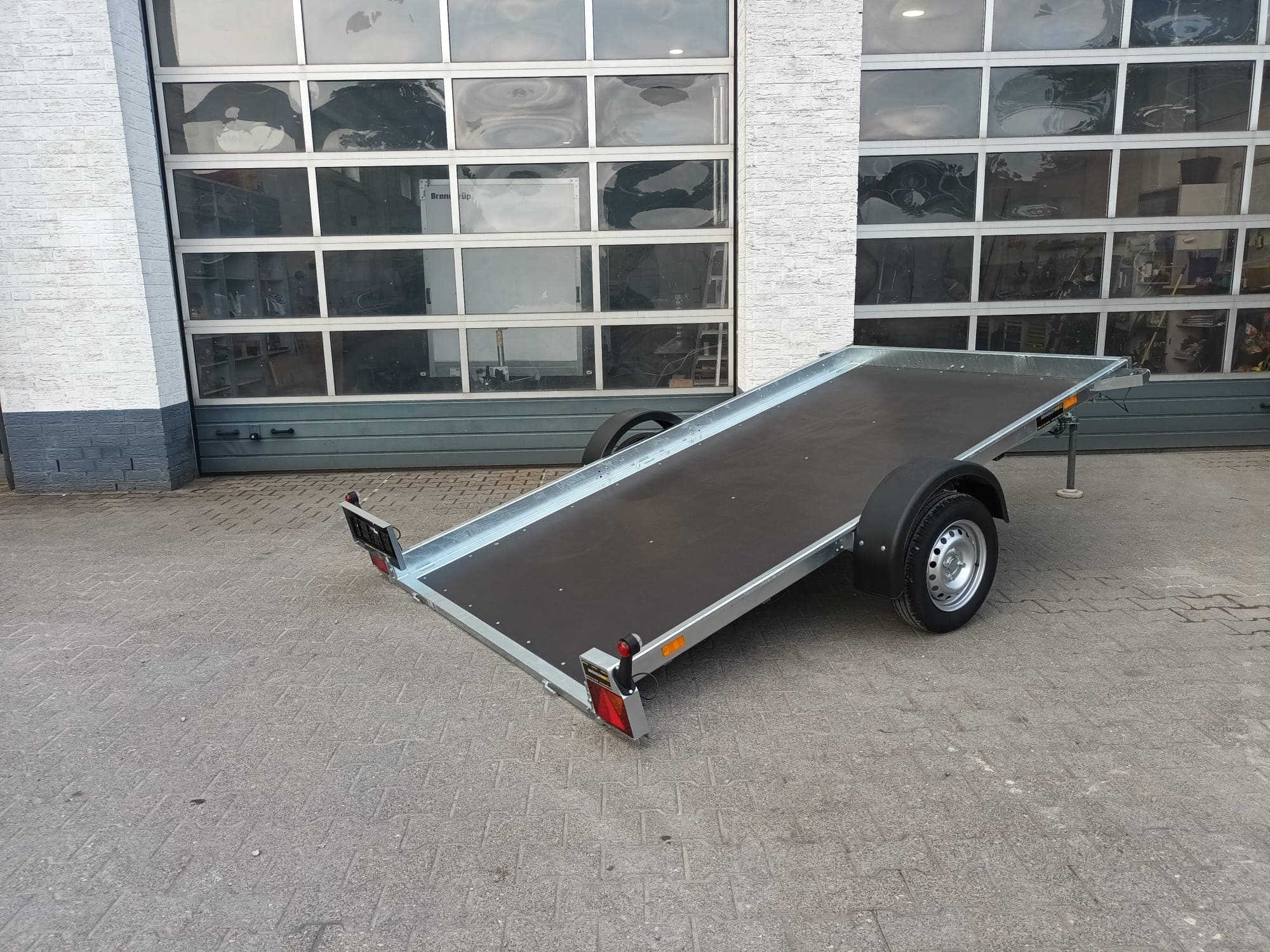 Kleinfahrzeug Transporter Multi easyload UNI N07 305x166x10cm (M) 750kg