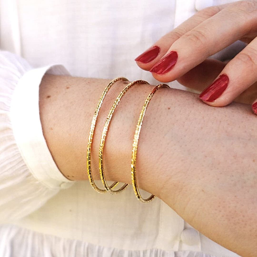 Bracelet jonc or martelé Martel