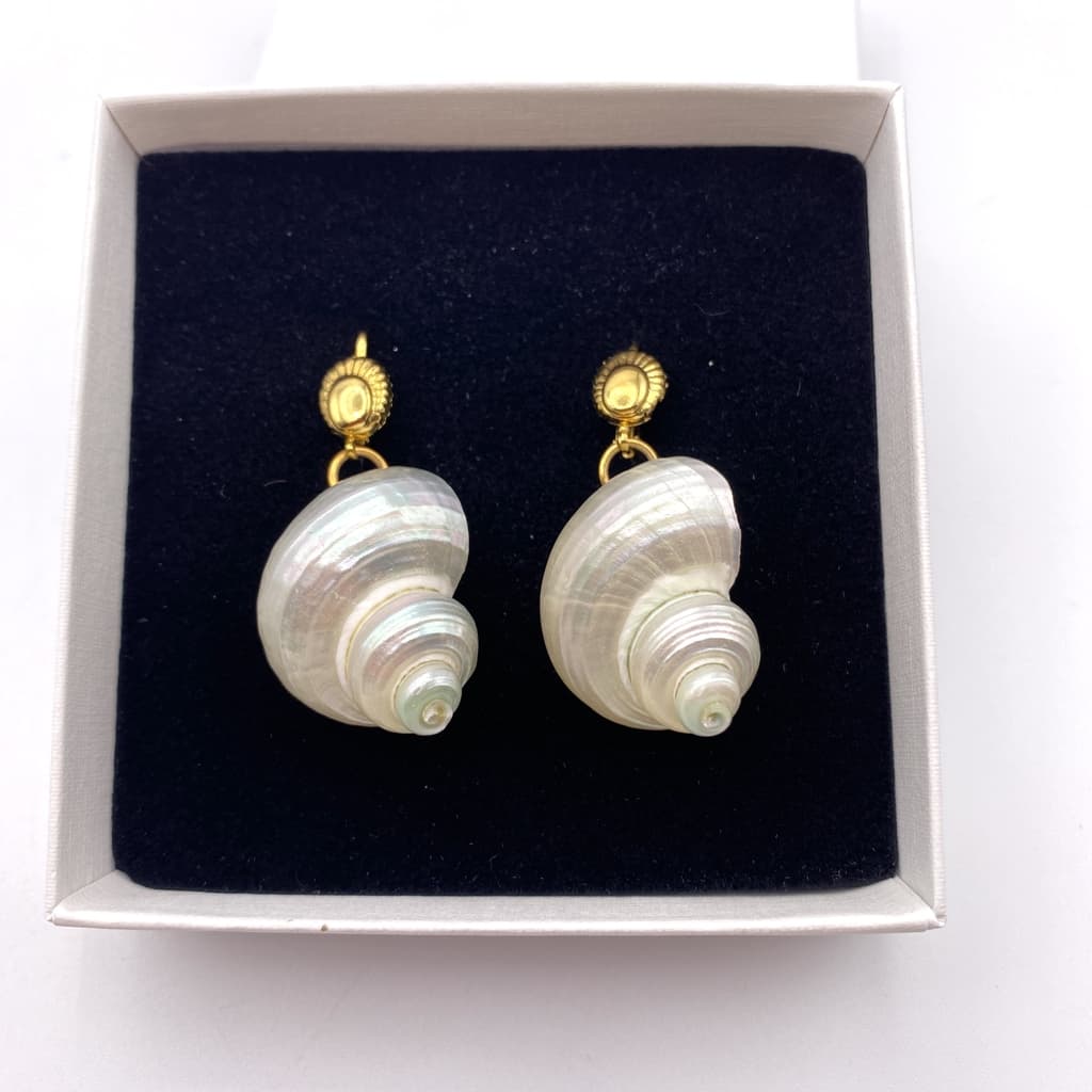Boucles d'oreilles dormeuses Escargot de Mer - 4,8 cm