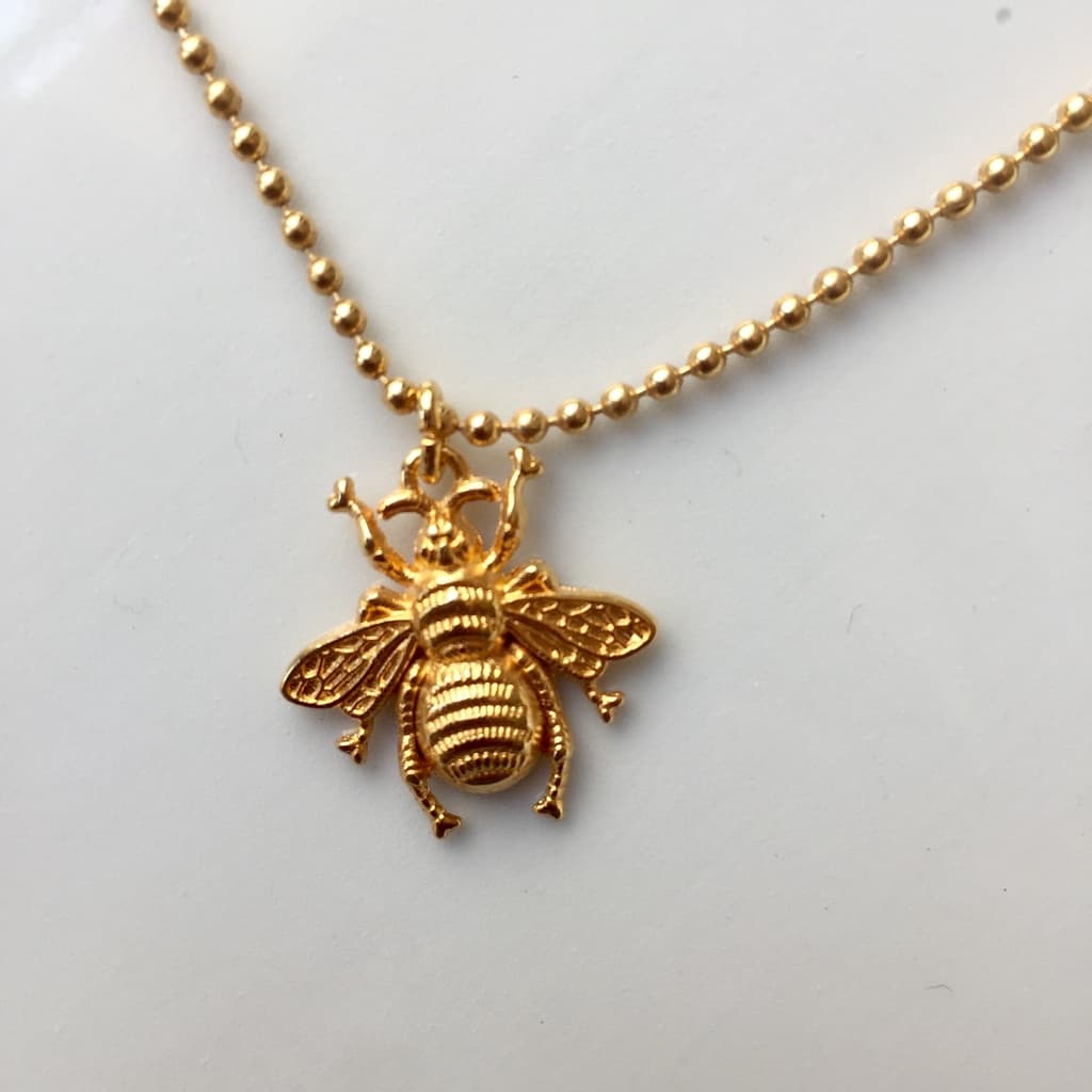 Collier avec pendentif Abeille Dorée