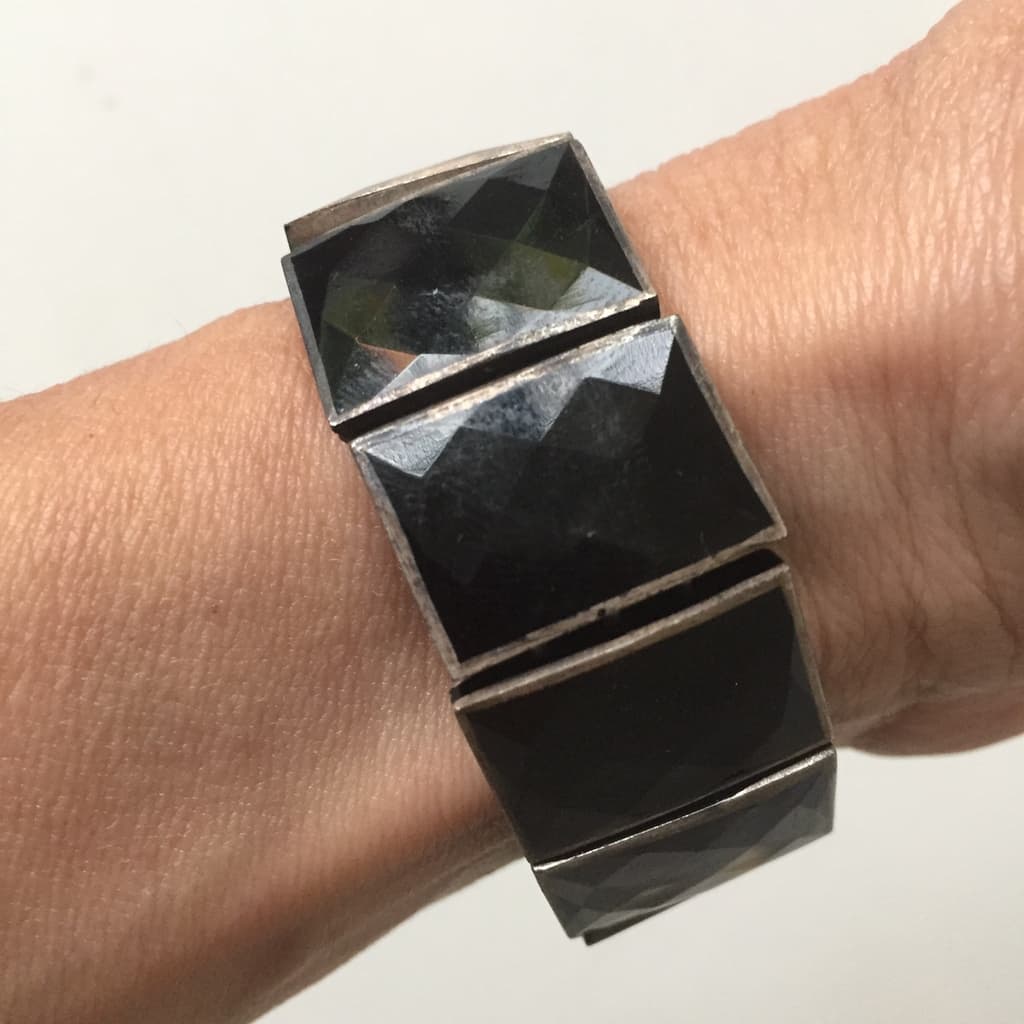 Bracelet ajustable en verre facetté noir