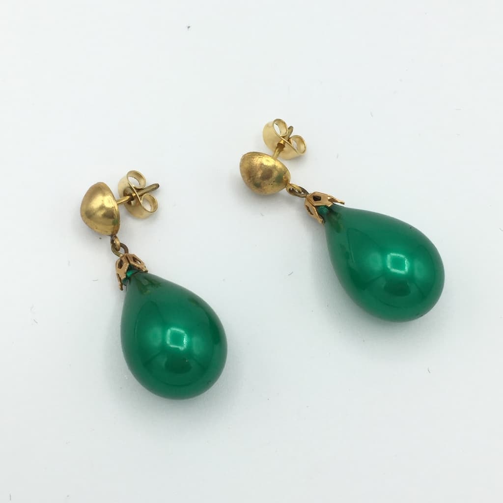 Boucles d'oreille avec pendants goutte rouge ou verte - Vert