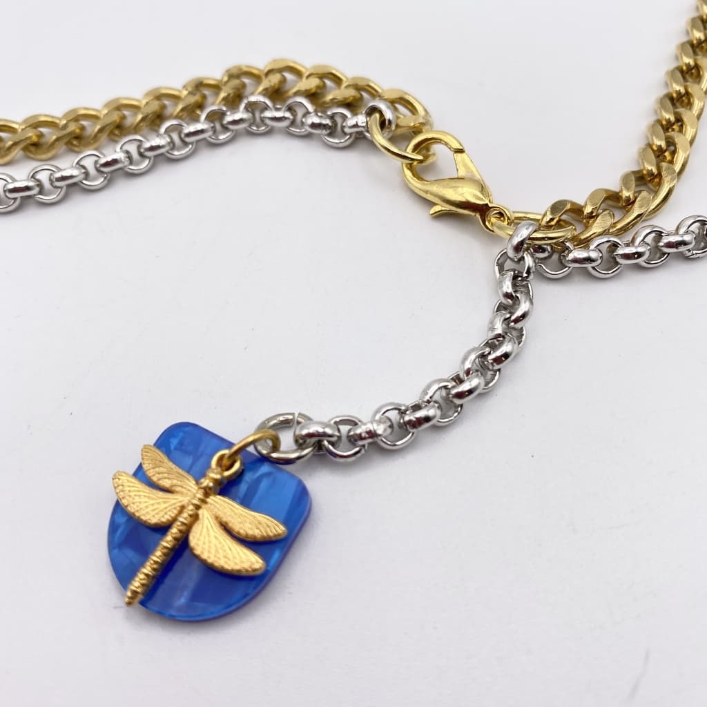 Collier libellule bleu et chaines dorées et argentées - Bleu