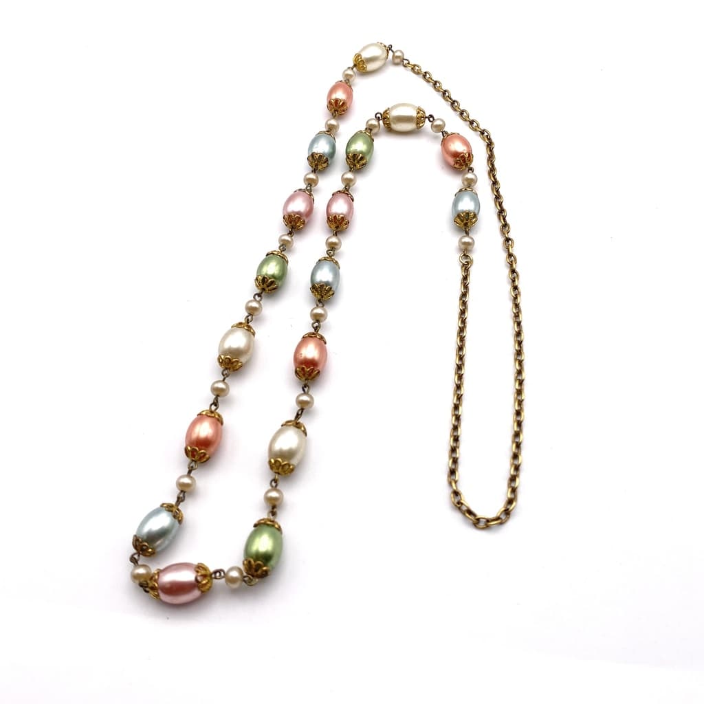 Collier Sautoir chaine et perles nacrées rose