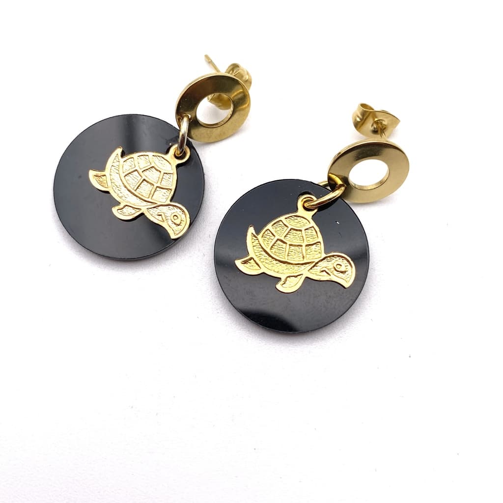 Boucles d'oreilles avec pendant tortue - Clou d'oreille