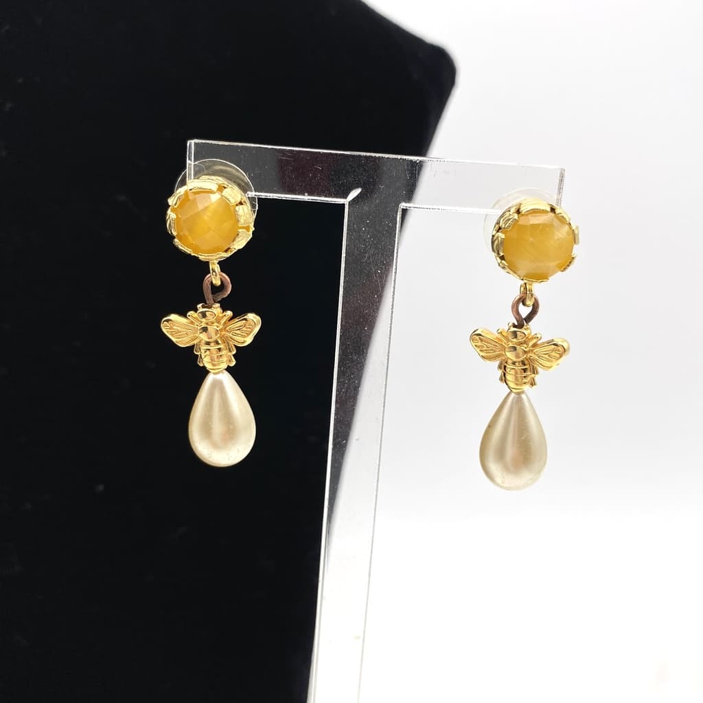 Boucles d'oreilles avec pendant perle goutte et abeille - Jaune