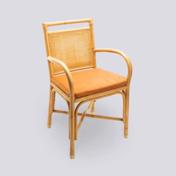 Fauteuil de table en rotin et coussin velours Riviera - ocre
