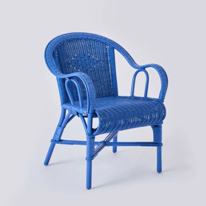 Fauteuil Primavera en rotin laqué couleur - Bleu grec