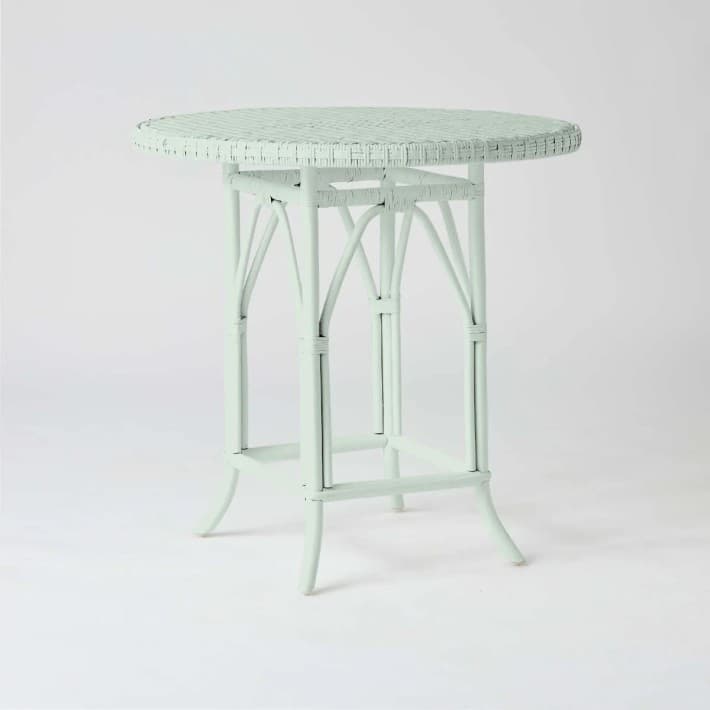 Table en rotin tressé laqué couleur Primavera - Pistache