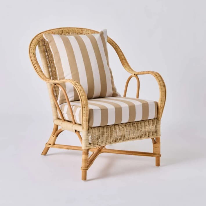 Fauteuil en rotin naturel esprit grand père Nantucket - T047 rayures beiges