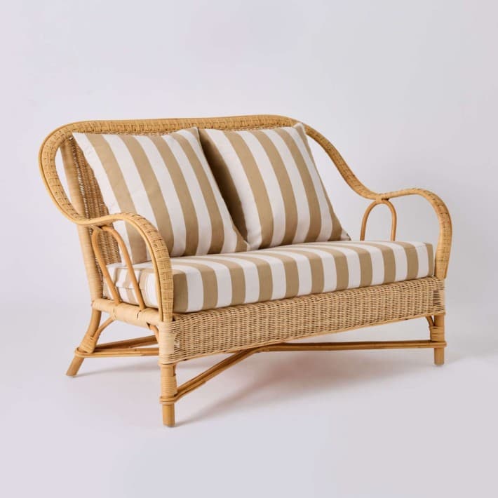 Canapé en rotin naturel Nantucket esprit grand père avec coussins - T047 rayures beiges