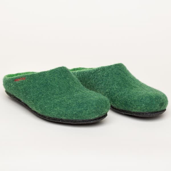 Pantoufle feutre vert pelouse taille 41