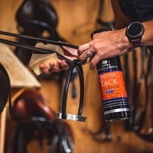 BELVOIR TACK CLEANER STEP 1
