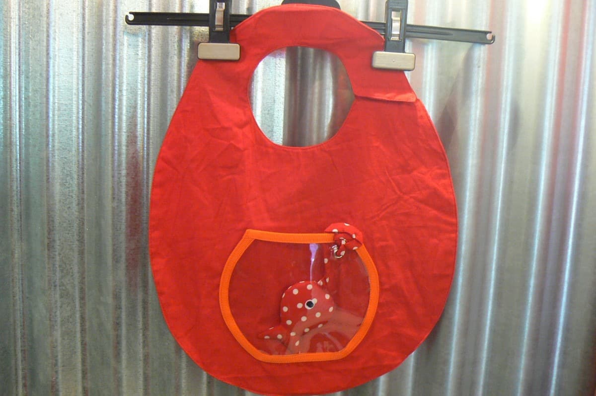 Bavoir Aquarium rouge Poudre de Perlimpinpin
