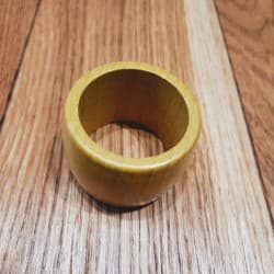 Rond de Serviette en Bois (5 coloris disponibles) Jaune