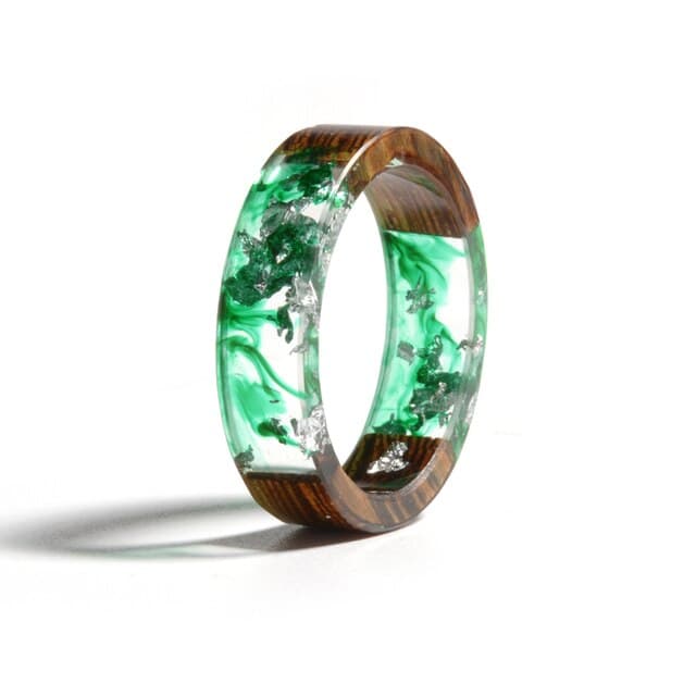 Bague en Bois Avec Résine Vert 11