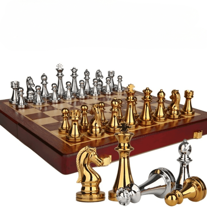 Jeu d'Echec en Bois avec Pièces en Métal