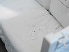 Édredon Bébé Blanc Broderie Lapin Basile 70X140 SANS COUETTE