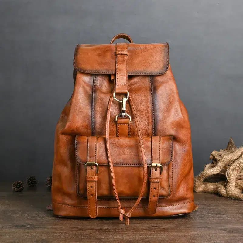 Bruin leren rugzak met metalen details (Model: Vintage)