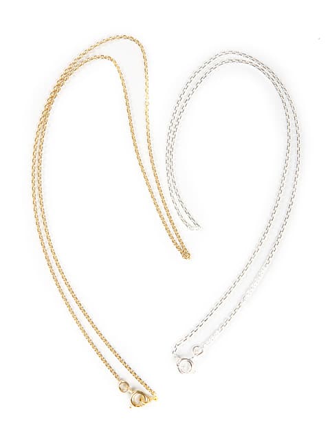 CHAINE EN ARGENT OU EN PLAQUE-OR