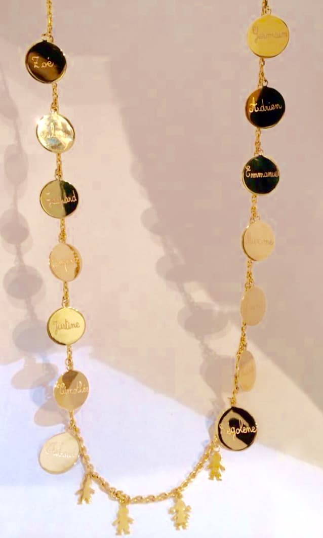 COLLIER AVEC CHOIX DE DIFFERENTS PETITS PENDENTIFS ( ARGENT OU PLAQUE OR)