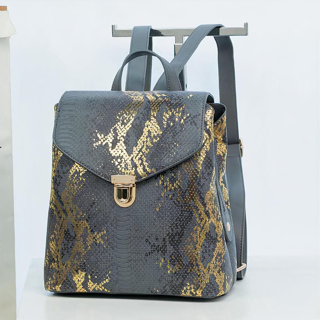 Sac à dos femme en cuir synthétique motif python - gris