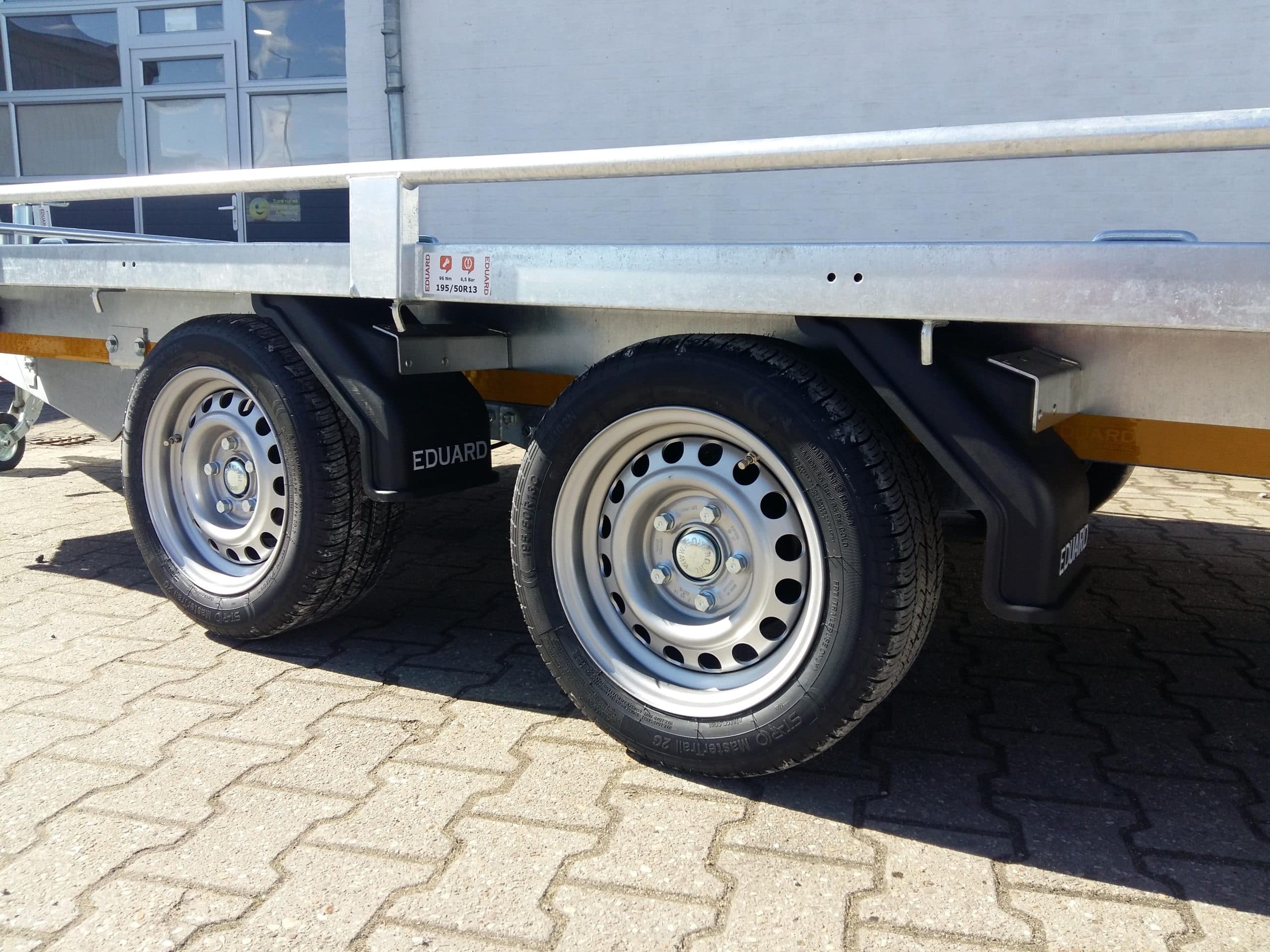 Auto Transporter Atlas 406x200cm Reling Winde Rampen 13" niedrig Fahrwerk (XL) 2700kg