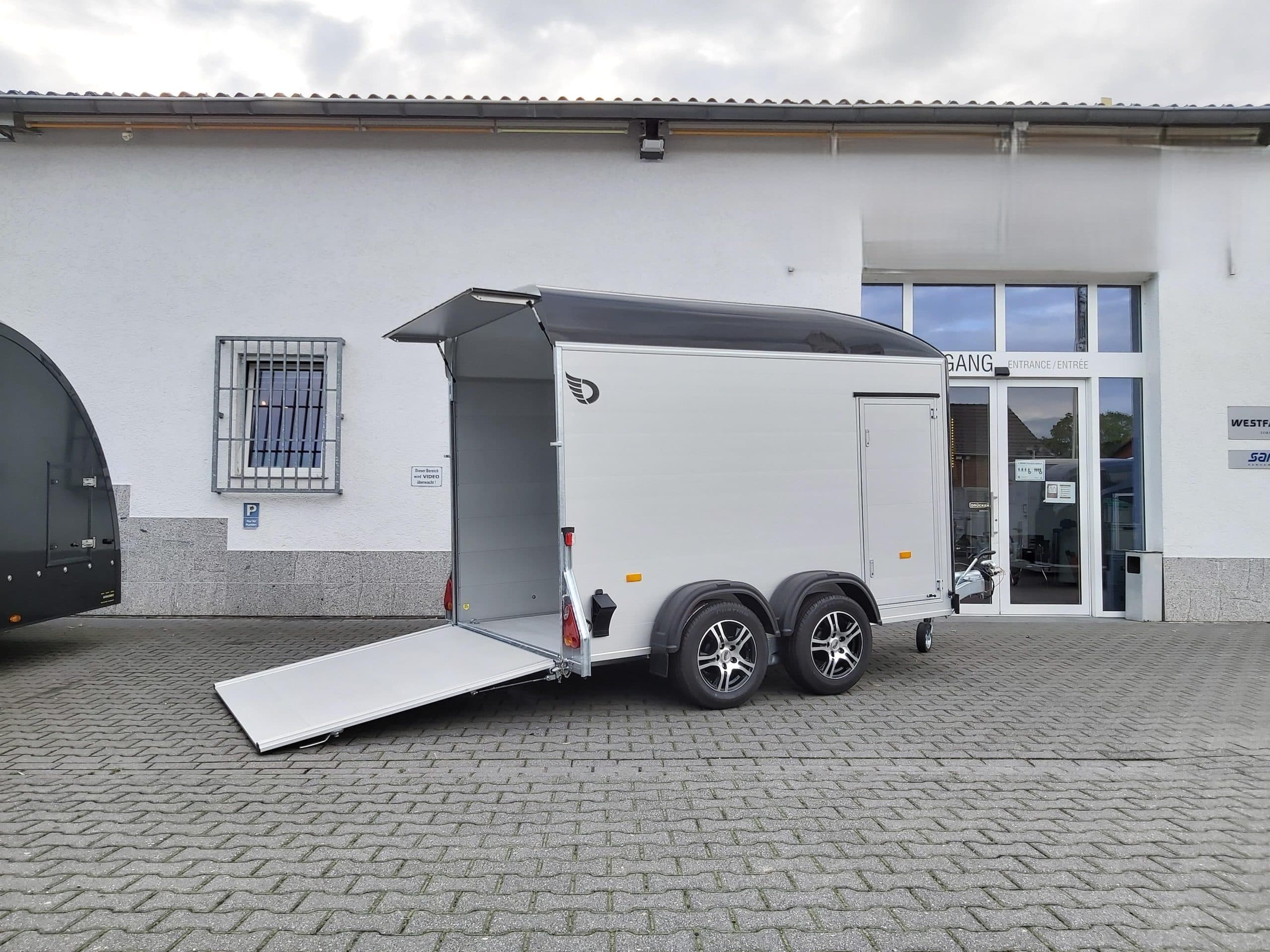 Cargo Roadster 500+ 312x167x199cm Alu Poly black Seitentür Alufelgen blck Pullman 100km/H 2600kg