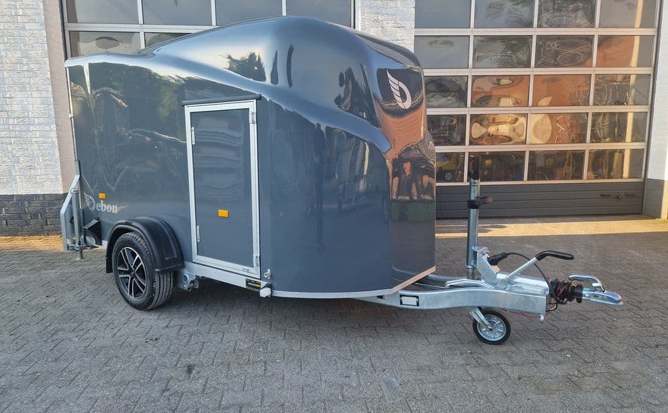 Debon Cargo 1300 300x152x168cm irongrey Seitentür Alufelgen 1300kg Pullman 100kmh