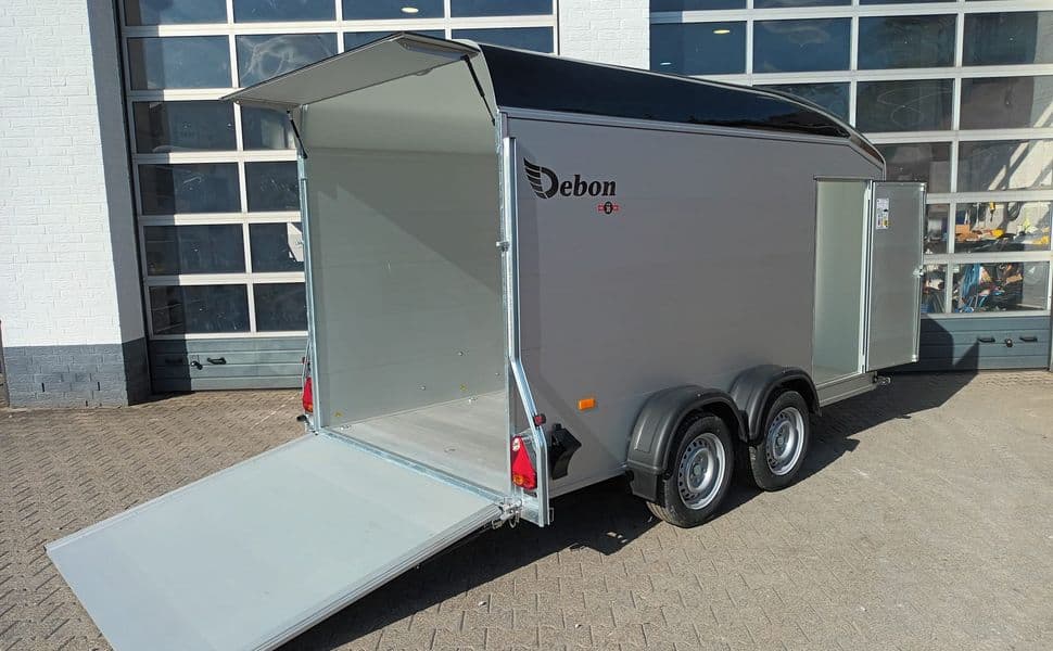 Cargo Roadster 700 375x180x200cm Alu Poly black Pullman 100km/H 2600kg Modell 2025