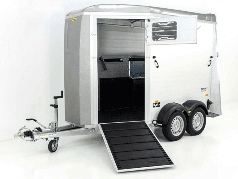 Humbaur Pferdeanhänger Notos Alu 2700 S |silber| Frontausstieg| Schraubfederfahrwerk