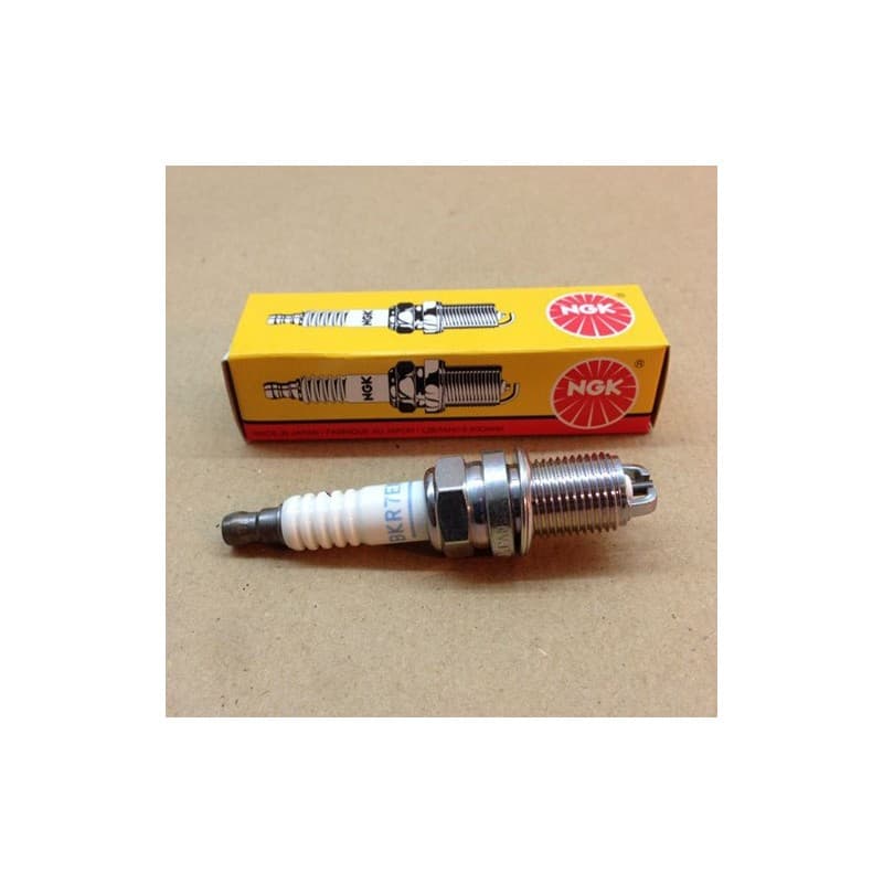 Bougie NGK BKR7EKC